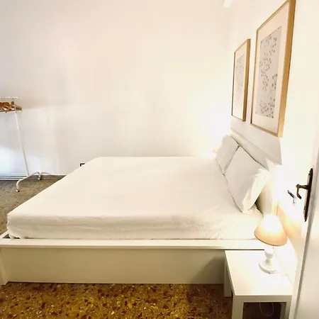 Vacation Glicini Roma