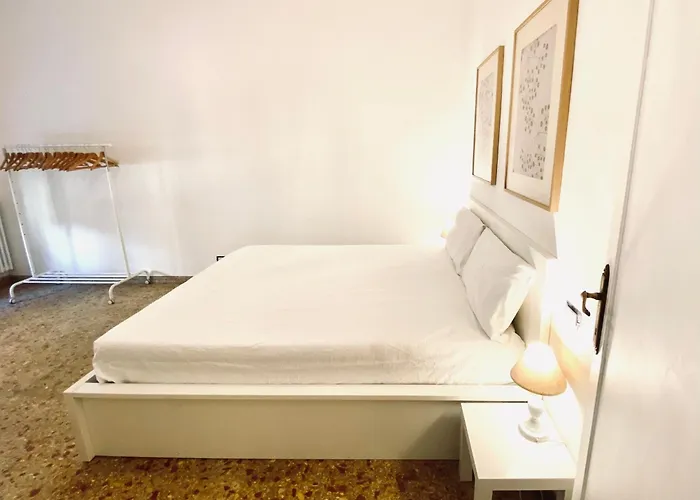 Vacation Glicini Roma